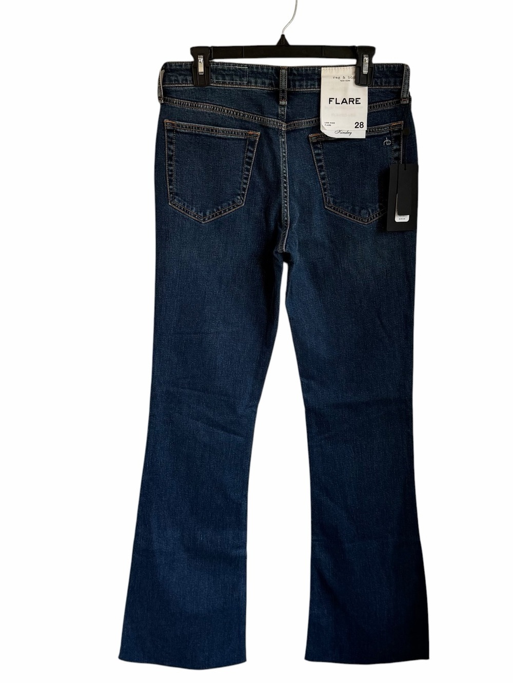 NWT Rag & Bone Low Rise Flare Kinsley Size 28
Color Chelsea - Picture 2 of 7